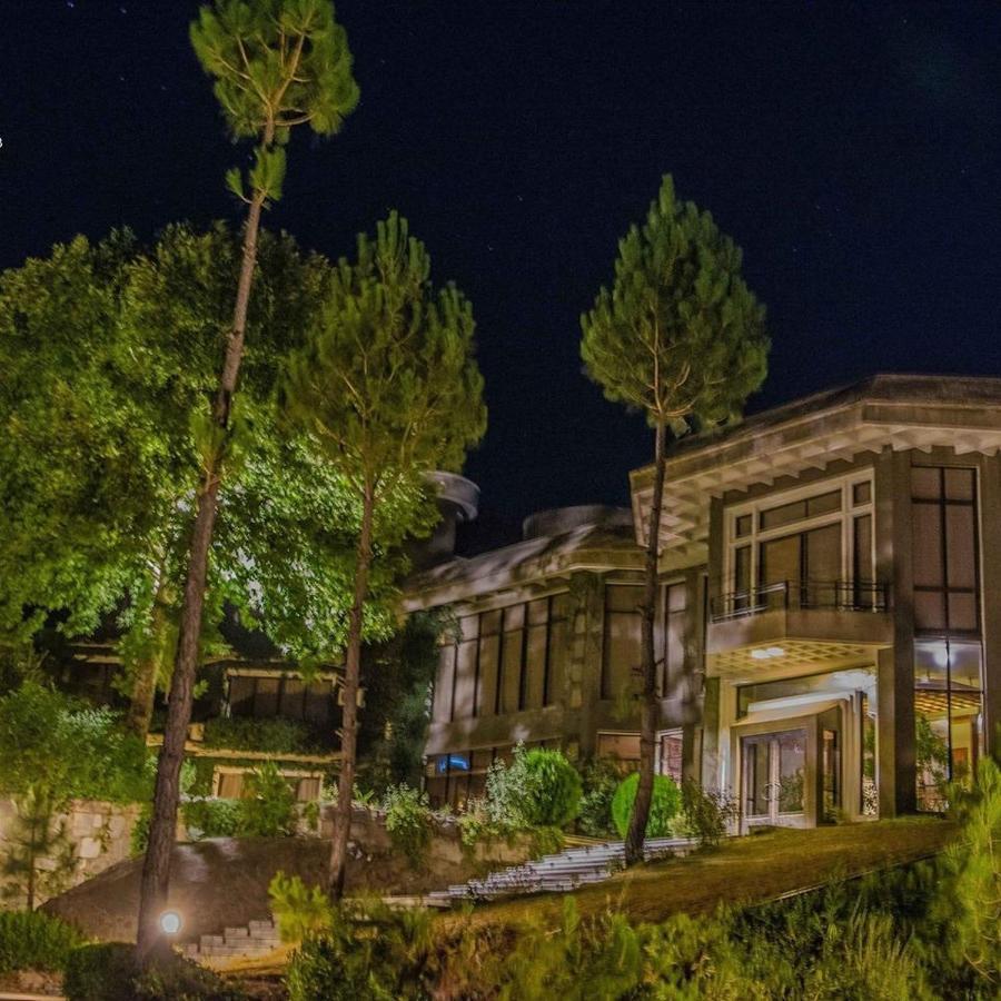 Rock City Resort Mingora エクステリア 写真