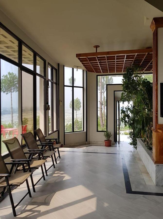 Rock City Resort Mingora エクステリア 写真