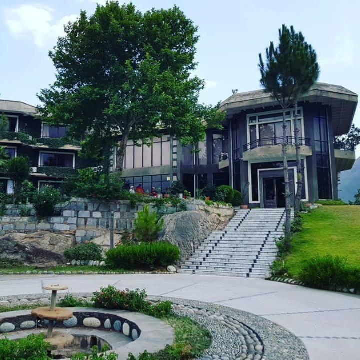 Rock City Resort Mingora エクステリア 写真