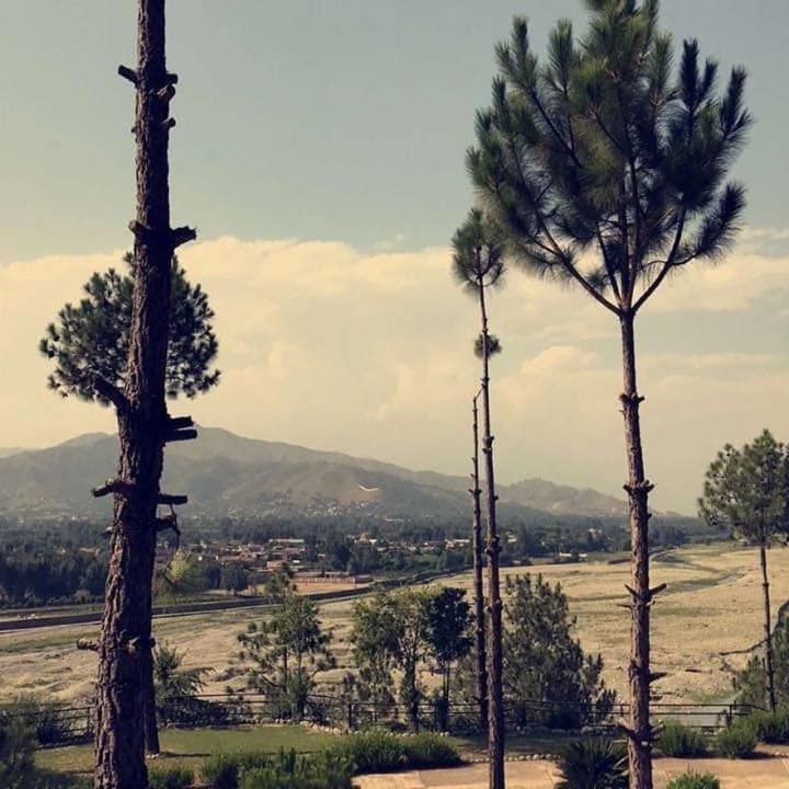 Rock City Resort Mingora エクステリア 写真